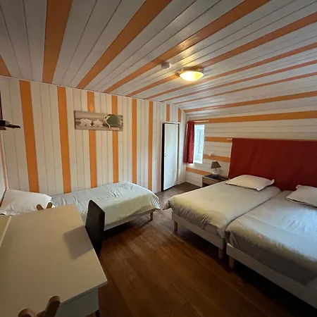 D'hotes La Cheminee Bed & Breakfast Tardets-Sorholus